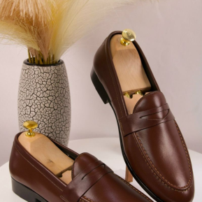 Từ sàn diễn đến đời sống: giày tây không còn là phụ kiện “già cỗi”