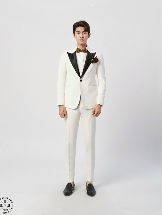 VEST TRẮNG SAM NHỌN 