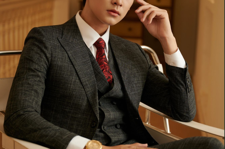 VEST TRẮNG ĐEN XƯỚC