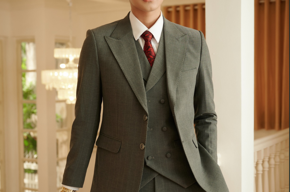 VEST SỌC XÁM ĐẬM TO