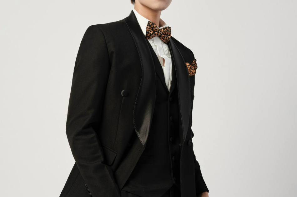 VEST ĐEN SAM 4 CÚC