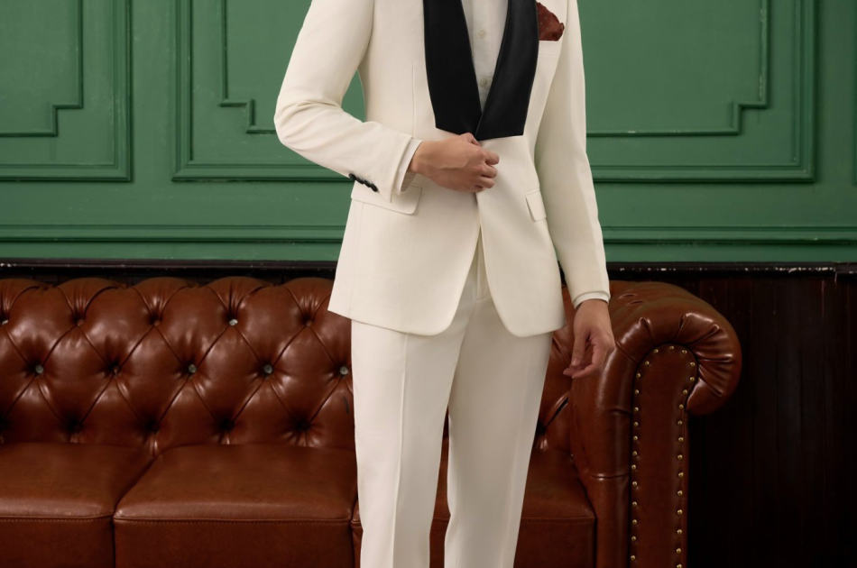 VEST TRẮNG SAM VUÔNG