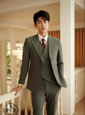 VEST SỌC XÁM ĐẬM TO