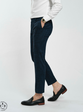 QUẦN XANH DƯƠNG XƯỚC